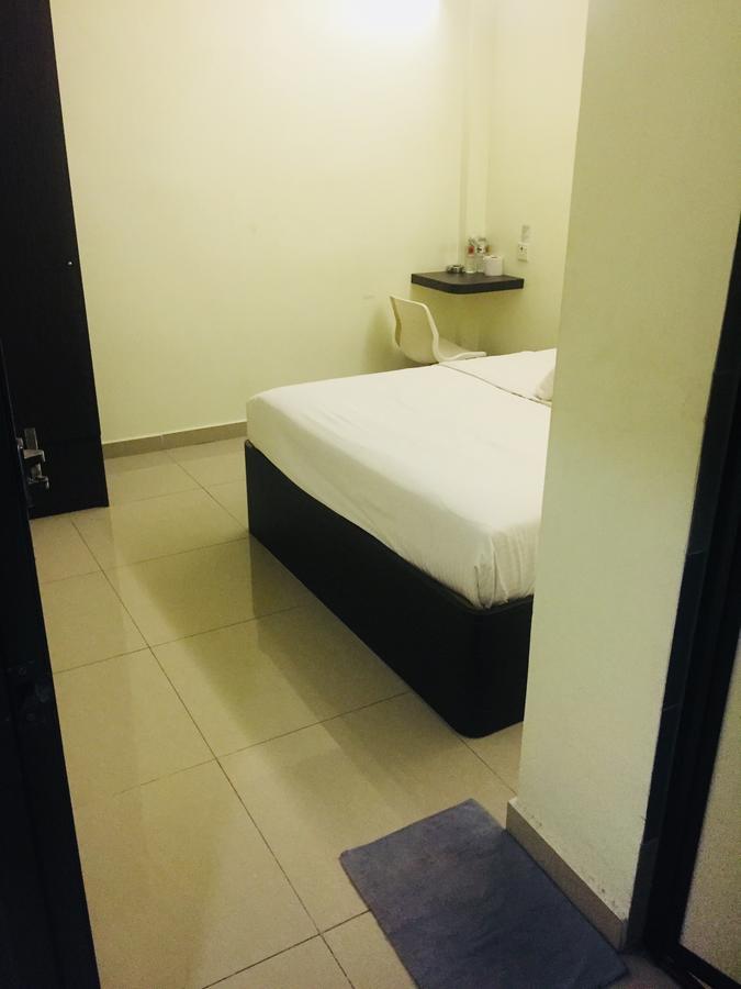 Desa House Hotel Kepong Exterior photo